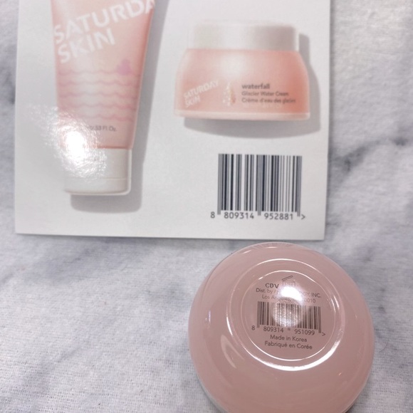 SATURDAY SKIN Gift Set-Refining Peel Gel & Waterfall Glacier Water Cream-2pc-NEW - Picture 6 of 11